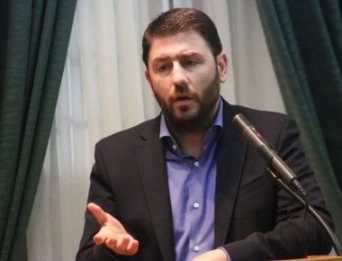 Διαχωρίζει την θέση του ο Ανδρουλάκης για την πρόταση συνταγματικής αναθεώρησης από το Κίνημα Αλλαγής